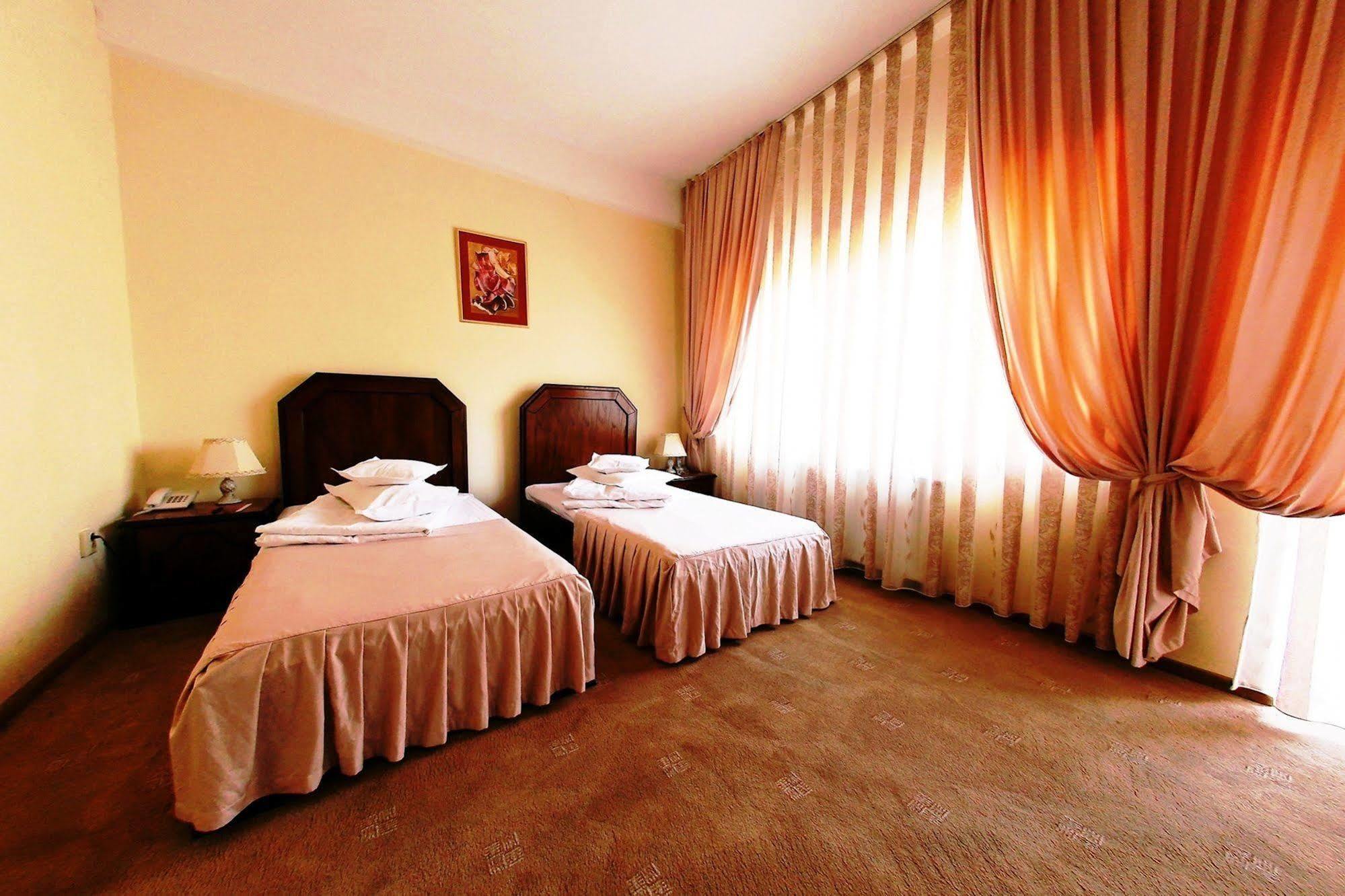 Hotel Premier Cluj-Napoca Luaran gambar